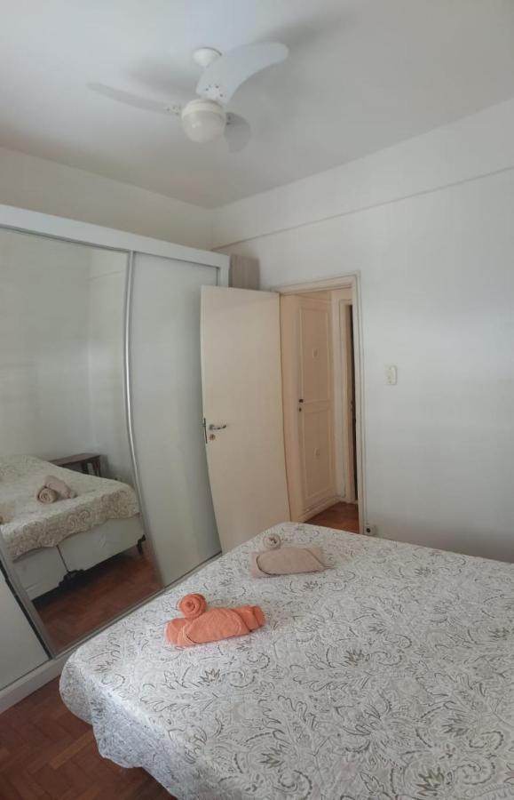 Copacabana Perto Da *